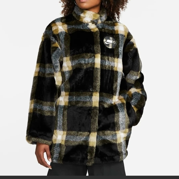 Nike Jackets & Blazers - Nike Sportswear Oversize Plaid Faux Fur Jacket Coat Womens Medium DD4541-010.